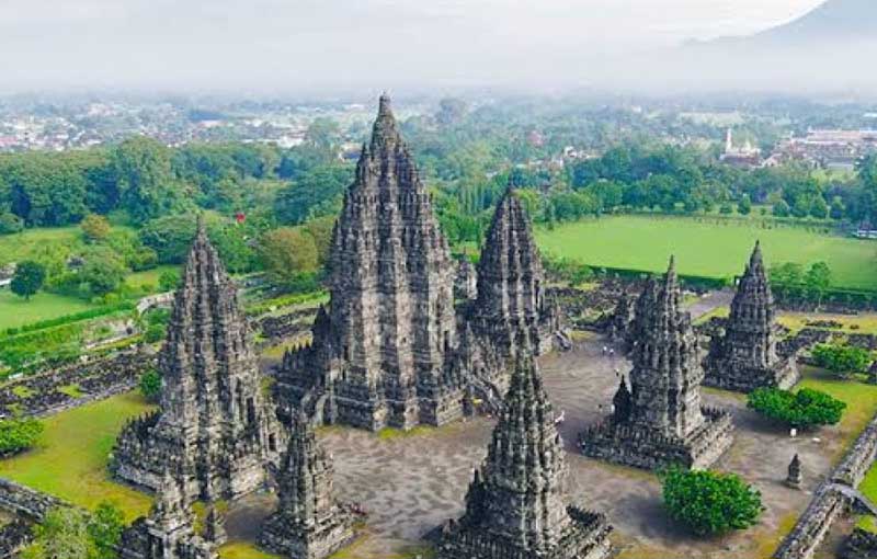 Candi Prambanan-small